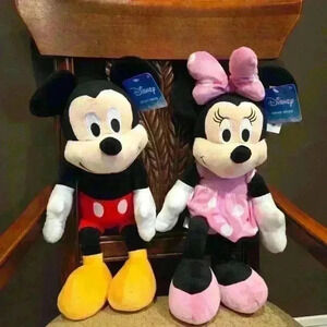 Mickey and Minnie Mouse Set